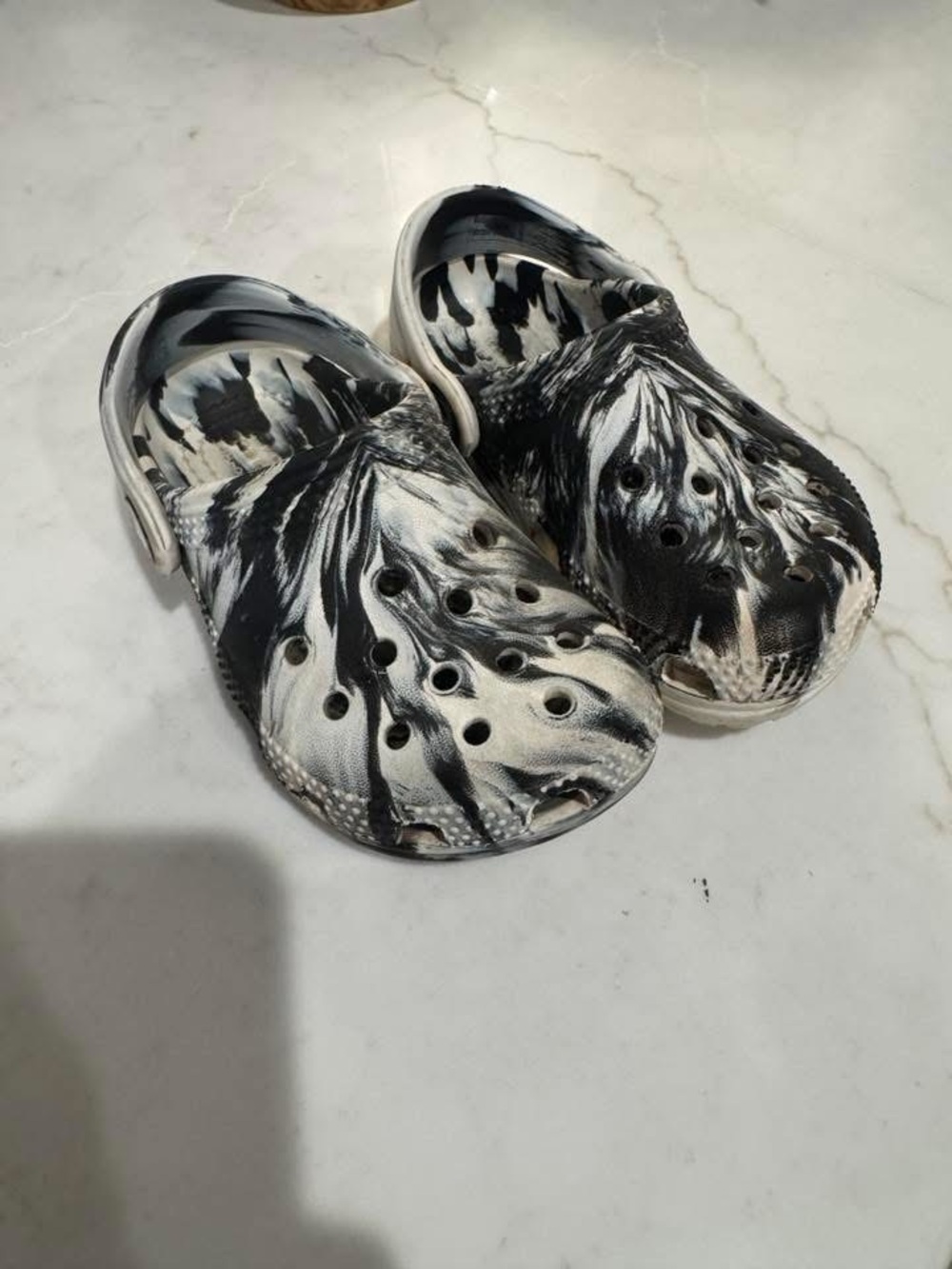Black & White tie dye Foam crocs